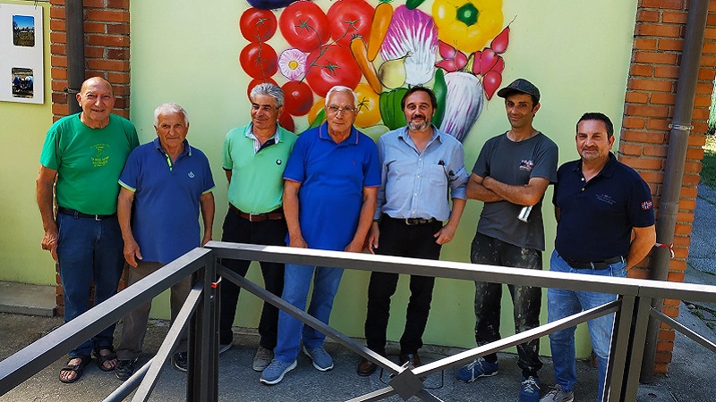 La generosità degli Ortisti di via degli Alpini: donati 700 euro alla Protezione Civile