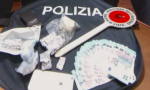 Arrestato pusher: nascondeva la “coca” nella mascherina tenuta sotto il mento