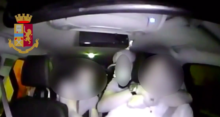 Arrestati i ragazzi che rapinavano i tassisti dopo averli aggrediti VIDEO