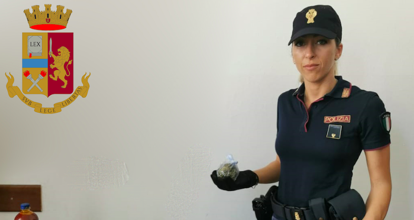 Droga nascosta nella scatola dello sciroppo: arrestata 43enne