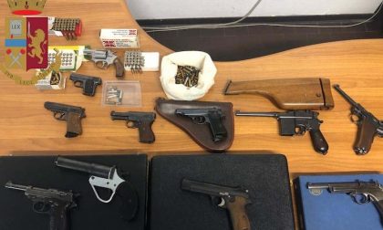Venti chili di droga, 11 pistole e 200 proiettili: maxi sequestro della polizia