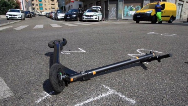 Incidenti in monopattino, Sala richiama alla responsabilità sulle strade