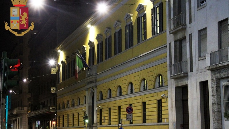 Spaccio e furti, la polizia arresta 10 persone in una settimana