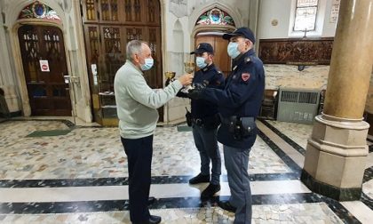 Ruba tre calici, uno appartenuto a Giovanni Paolo II: arrestato