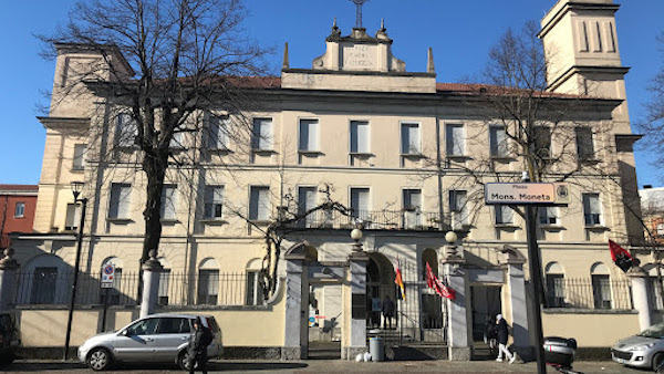 Covid, focolaio in Sacra Famiglia: 34 positivi nell’Istituto