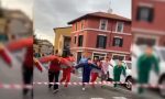 Niente Palio dell'Oca a Lacchiarella, va in scena la "corsa alternativa". VIDEO