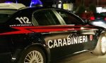 Pedina e accoltella alla gola l'amante della moglie: arrestato 51enne di Cernusco