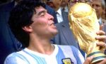 Morto Maradona: il mondo del calcio è in lutto