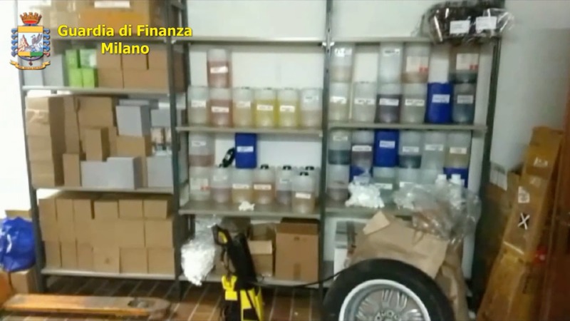 Contrabbando di liquido per sigarette elettroniche: evasi 700mila euro