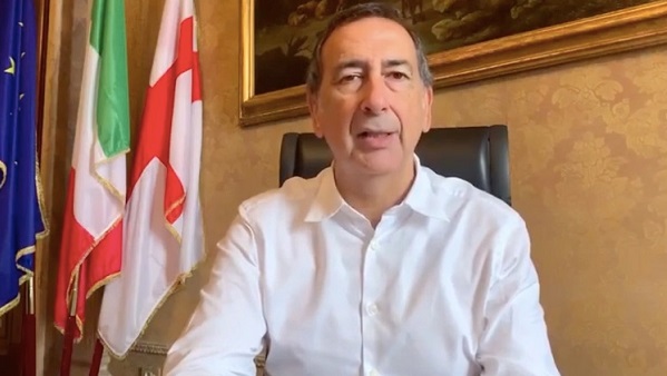 Il sindaco Beppe Sala ai cittadini: “Rimanete a casa il più possibile”