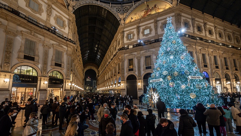 Pericolo assembramenti, Galleria Vittorio Emanuele diventa a numero chiuso