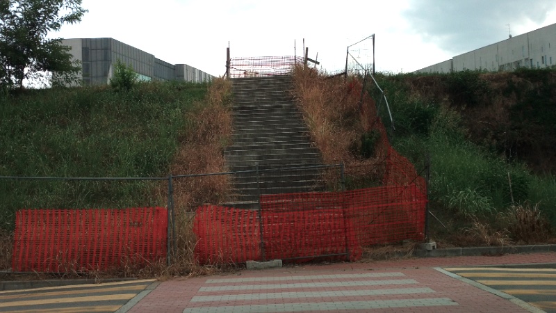 Ponte ciclopedonale di Assago, arriva la buona notizia: apre a gennaio