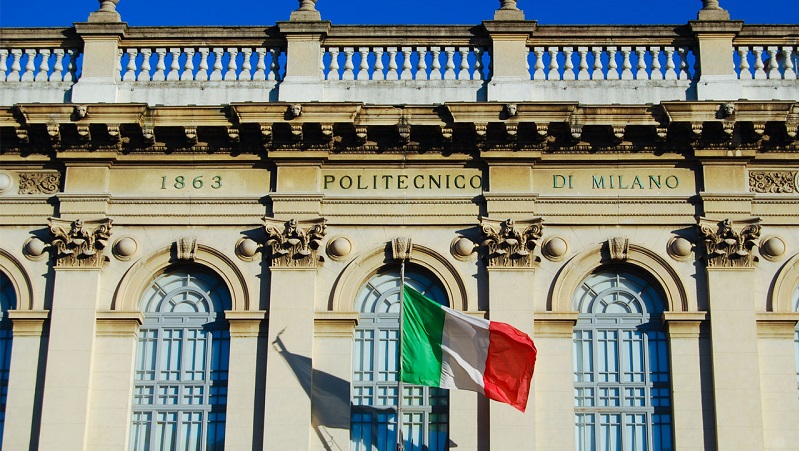 “Prof, può girare il foglio?”, “Non sono il vostro schiavo negro”: frase choc al Politecnico