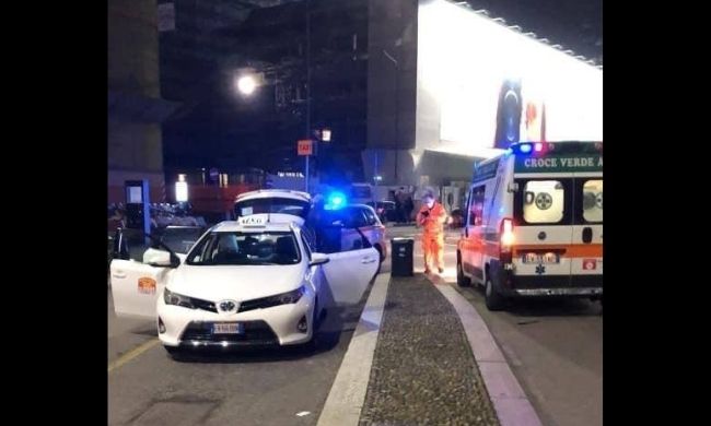 Mamma in travaglio chiama il taxi, la bimba nasce in macchina