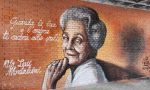 Un murale dedicato a Rita Levi Montalcini all'ingresso della scuola
