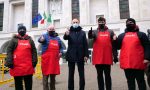 I ragazzi di PizzAut preparano le pizze per i sanitari dell'ospedale Niguarda FOTO