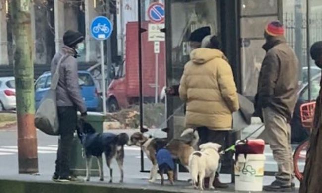 Costringevano all’accattonaggio: fermati madre e figlio