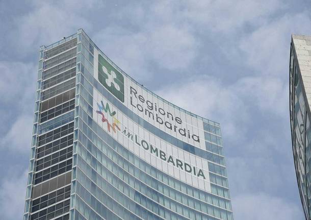 I motivi per cui la Lombardia resta in zona rossa o arancione almeno fino a maggio