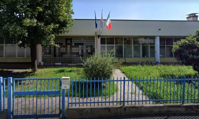 Oltre 150 bambini e famiglie in quarantena per la variante inglese di Covid. Il Comune: “non siamo zona rossa”
