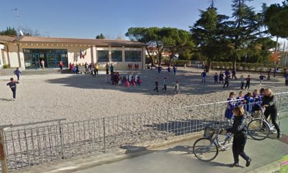 Organizzano la festa di Carnevale che innesca il focolaio e poi si rifiutano di far fare il tampone ai propri figli