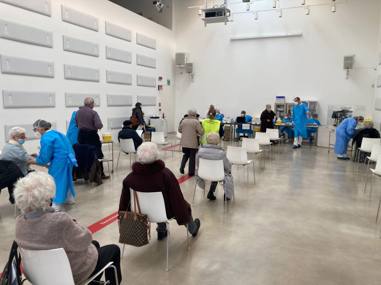 Mumac si trasforma centro vaccinale