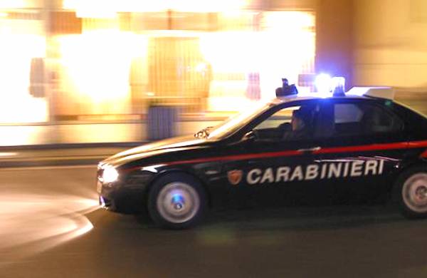 Tentano di rubare 100mila euro di Nintendo Swich: furgone recuperato dai carabinieri dopo inseguimento