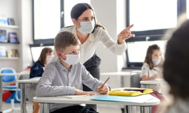 Covid, nonostante le scuole chiuse altri 635 bambini positivi a Milano
