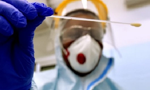 Truffa dei tamponi a domicilio: massima attenzione, soprattutto per gli anziani