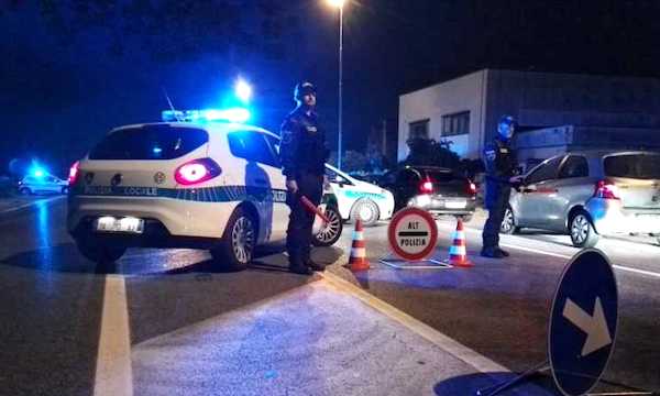 Inseguimento e fuga sulla Vigevanese: ladro causa incidente e scappa