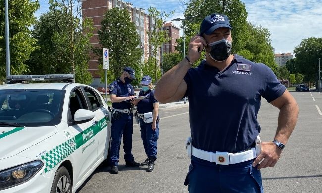 Polizia locale, potenziato l’organico: altri 9 agenti assunti a Rozzano