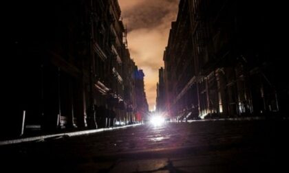 Milano nella morsa del caldo: continuano blackout a raffica in tutta la città