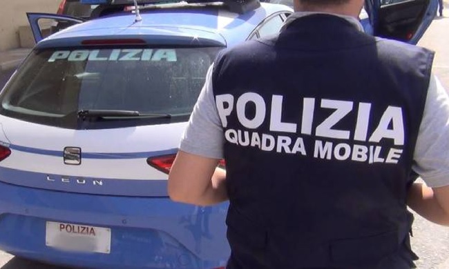 Trovati con oltre 2 chili di hashish in casa: due arrestati