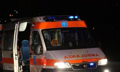 Alba di incidenti a Milano: tre ragazzi feriti, uno gravissimo