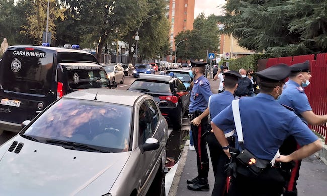 Accoltella l’ex marito della compagna: si costituisce il killer di Cesano