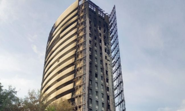 Il Comune di Assago dona 20mila euro alle famiglie del palazzo di via Antonini distrutto dall’incendio
