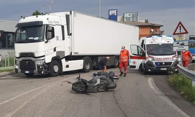 Incidente lungo la sp28 a Opera: un ferito in gravi condizioni