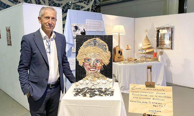 Il riciclo si trasforma in opere d’arte: gli incredibili lavori di Agostino Gagliardi