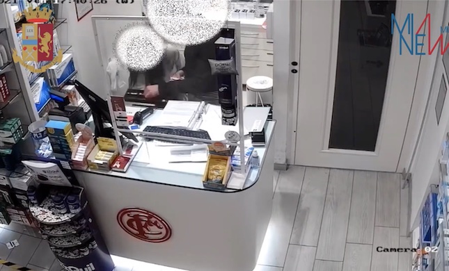 Rapinate tre farmacie in due ore: arrestato 49enne