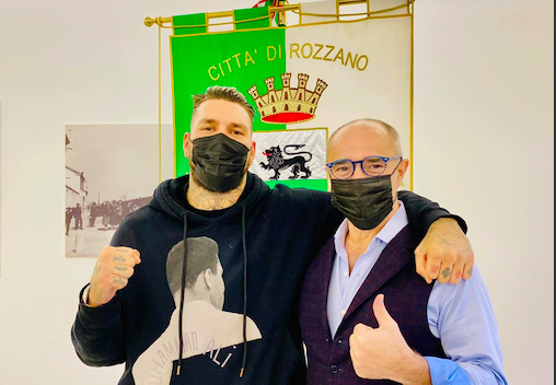 Il pugile Daniele Scardina fa visita al sindaco di Rozzano
