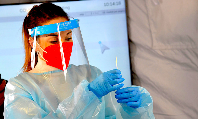Salgono a 10 i casi (accertati) di variante Omicron in Lombardia: al limite dalla zona gialla