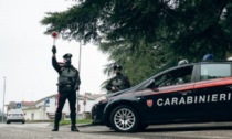 Positivo al covid, esce per farsi un giro: beccato (e denunciato) dai carabinieri
