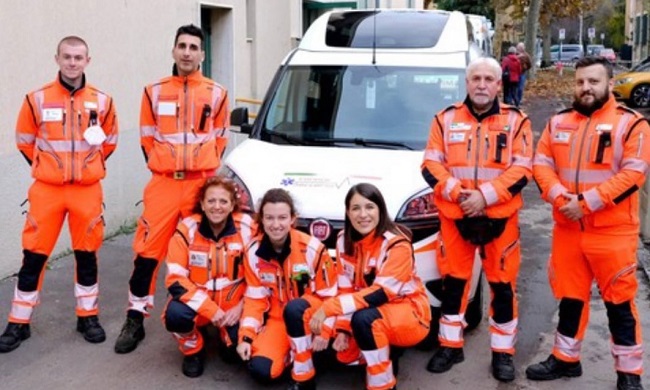 Un nuovo mezzo per la Corsico Soccorso dopo l’incendio di un’ambulanza: “Grazie di cuore”