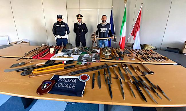 Lo stalker di Buccinasco si era procurato altre armi dopo il primo sequestro