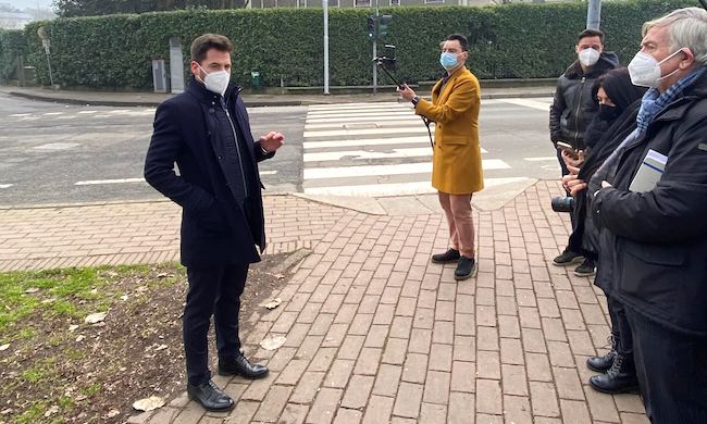 Imberti inizia la campagna dal luogo dell’omicidio Salvaggio a Buccinasco: “La sinistra ha fallito”
