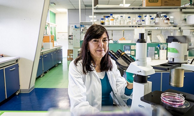 Promuovere gli studi scientifici tra le ragazze: a Buccinasco l’incontro con la biochimica Adriana Albini