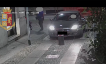 Rubano una Porsche in centro a Milano: arrestato il ladro e "il palo" -