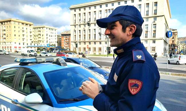Finto tecnico del gas tenta la truffa, ma il proprietario di casa è un poliziotto