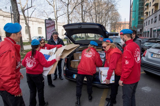 Raccolti 18 quintali di beni per l’Ucraina grazie a Milano solidale, City Angels e Comunità Ebraica