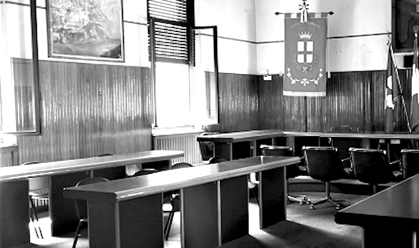Consiglio comunale di Corsico, l’opposizione non si presenta: “No alla seduta in remoto”