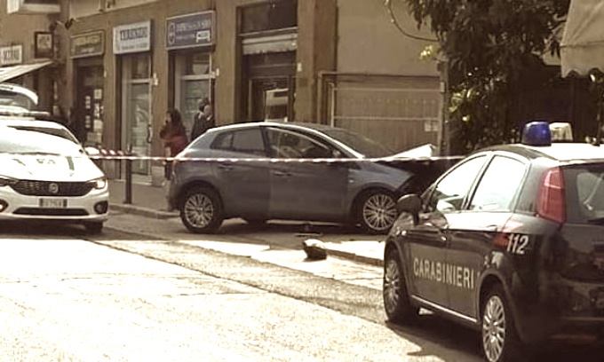 Sparatoria a Rozzano, individuata la vittima dell’agguato. Indagini ancora in corso